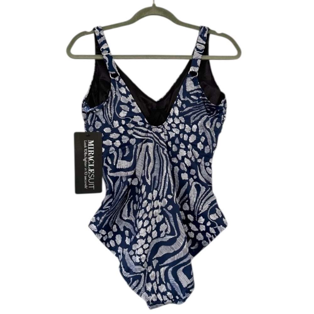 MIRACLESUIT NWT Navy Blue & White Blockbuster One Piece Underwire V-neck - Picture 2 of 16